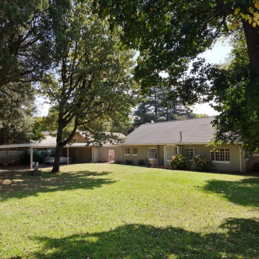 6 Bedroom Property for Sale in Parys Free State